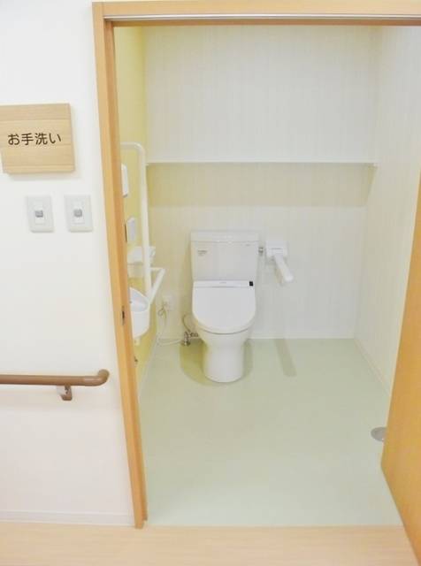 さくらコンフォートくれ トイレ