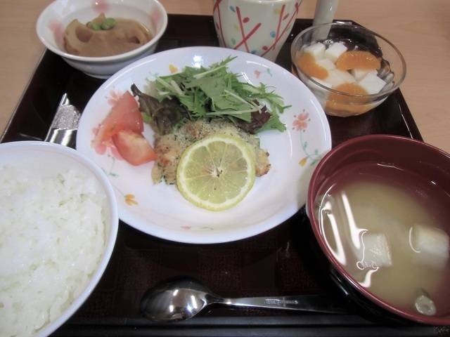 さくらコンフォートくれ 食事